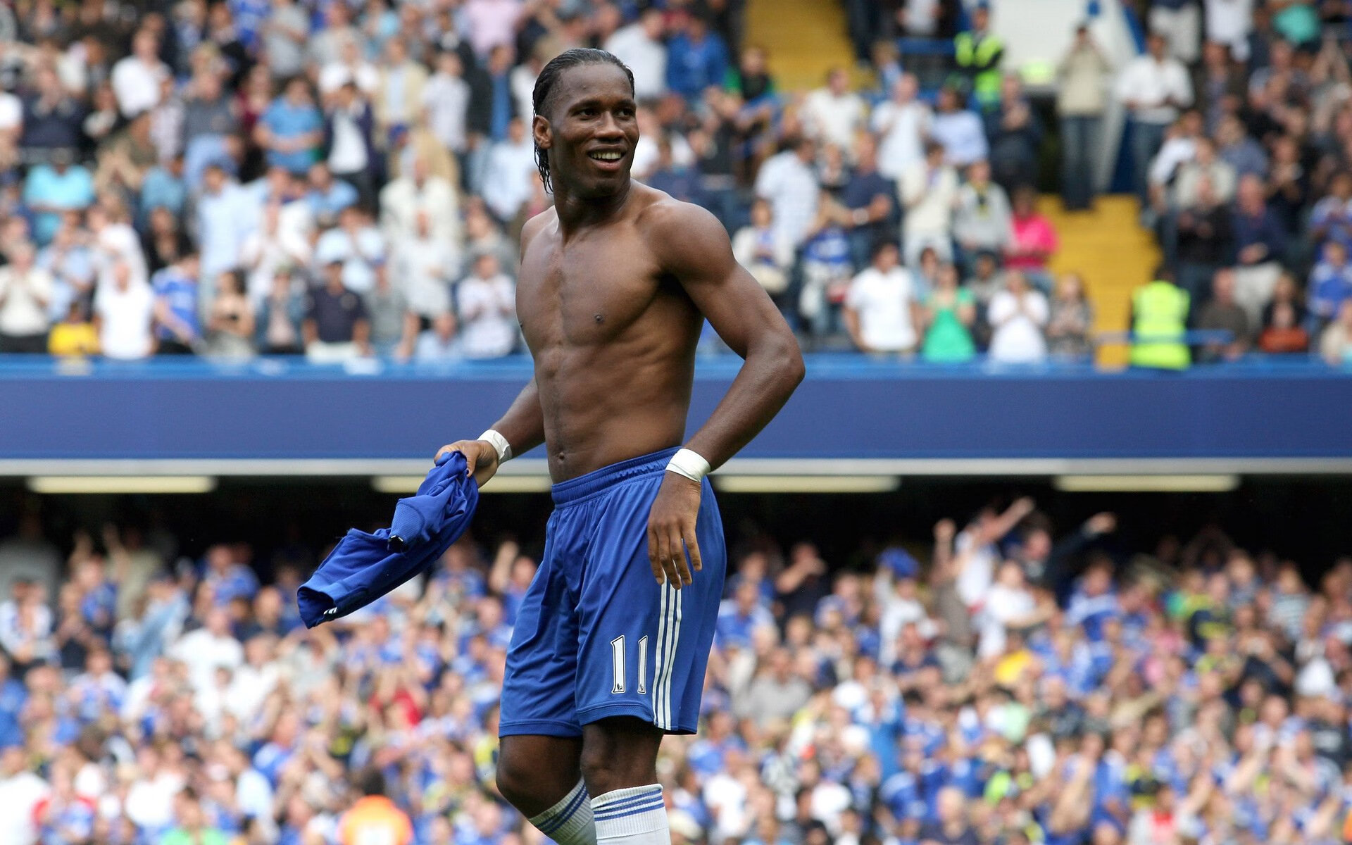 开云体育官方网站-莱万独木难支，荷兰闪电战击碎马里足球梦